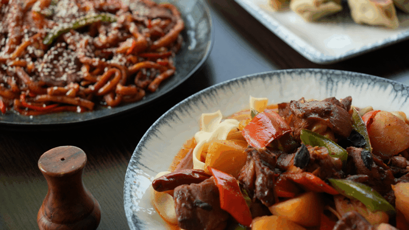 Plats de qoruma leghmen et de toho qordak